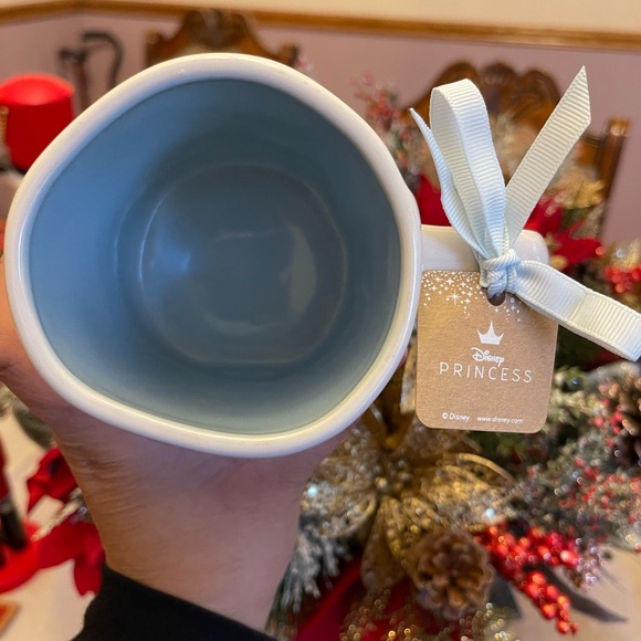 Rae Dunn Disney Princess Collection Castle Mug - Picture 5 of 6